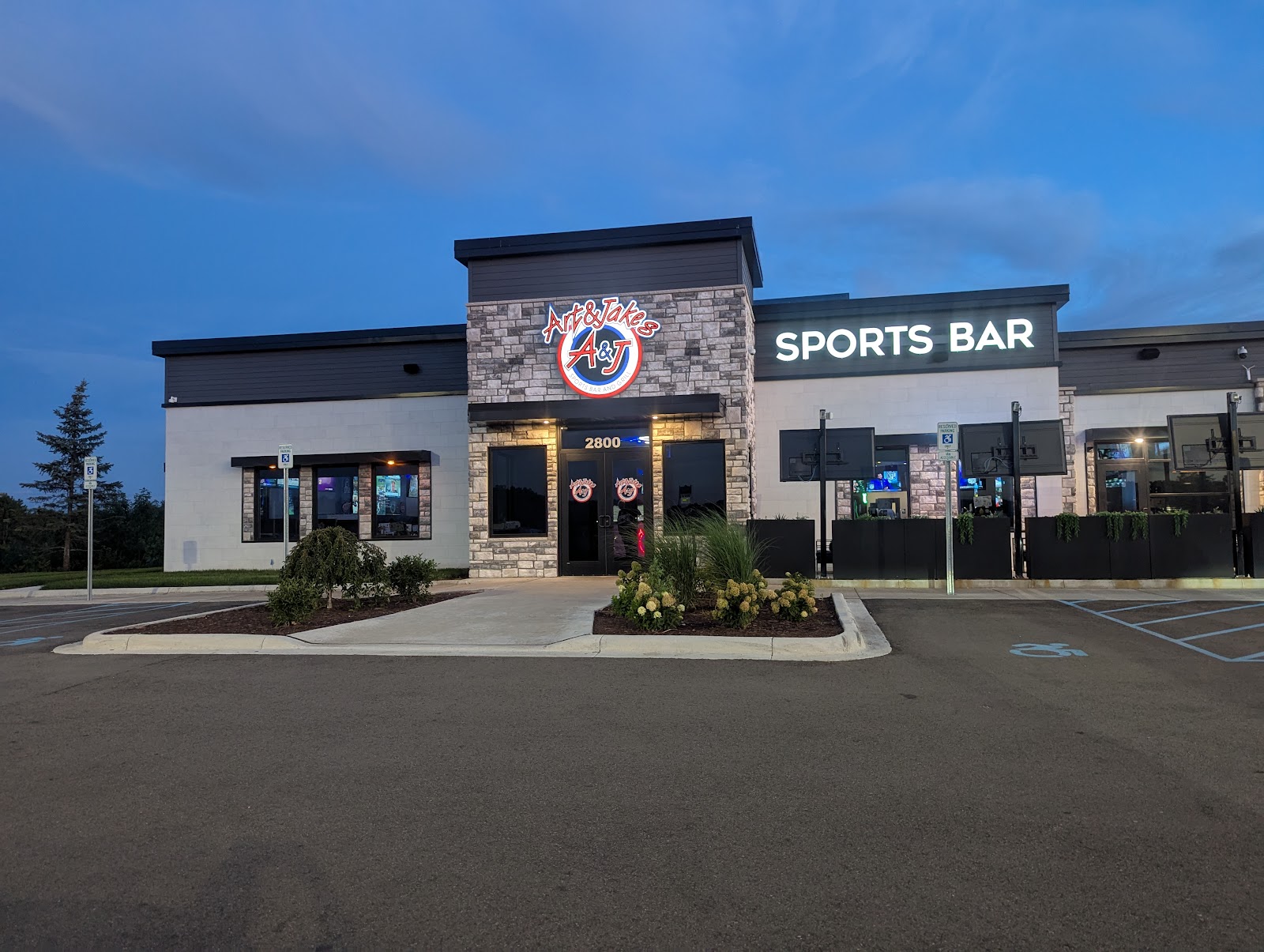 Art & Jake's Sports Bar & Grill main photo