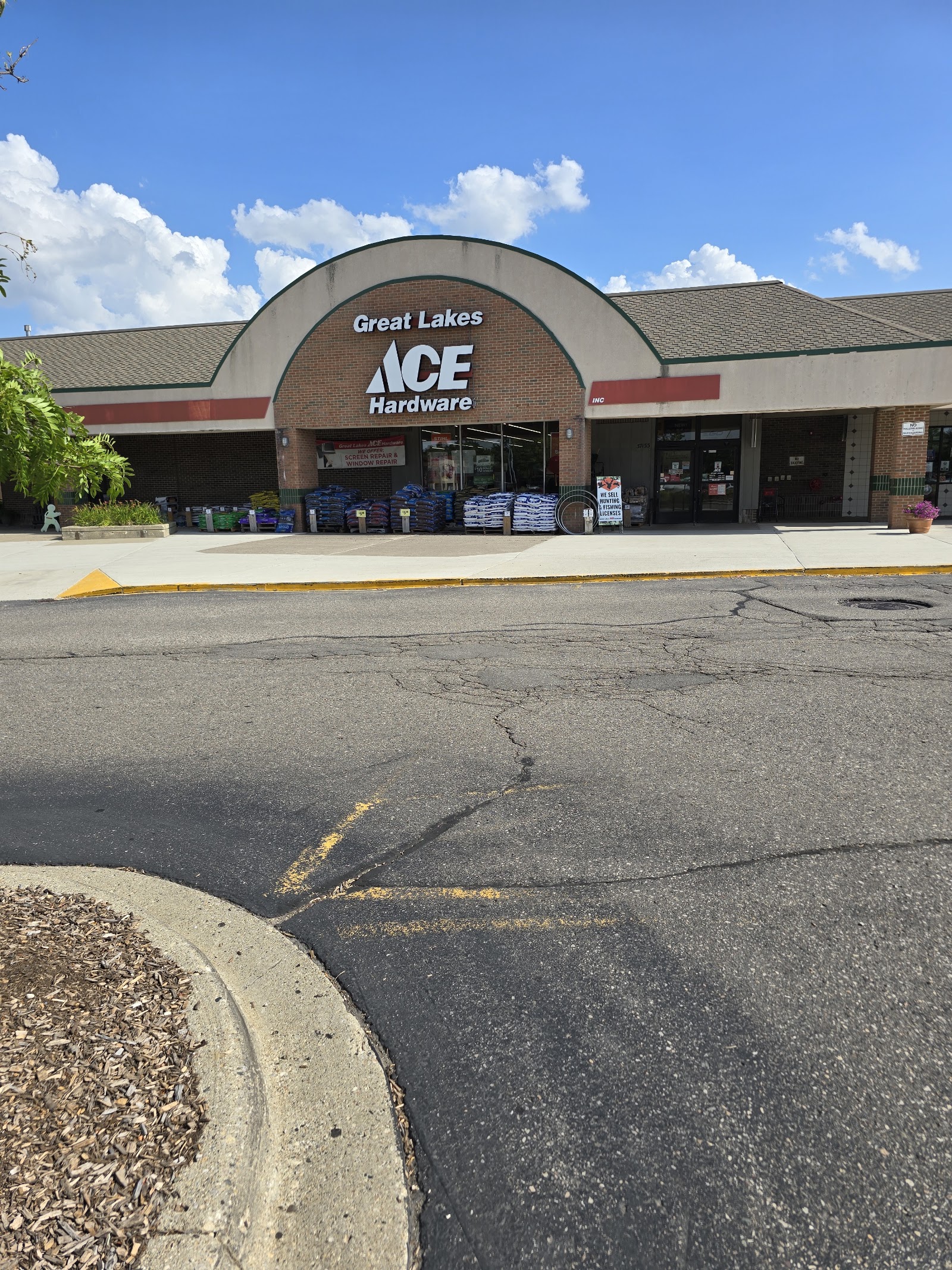 Great Lakes Ace in Lansing