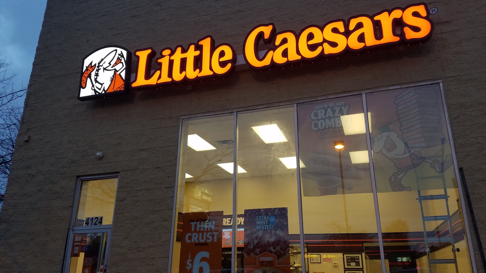 Little Caesars Pizza — photo