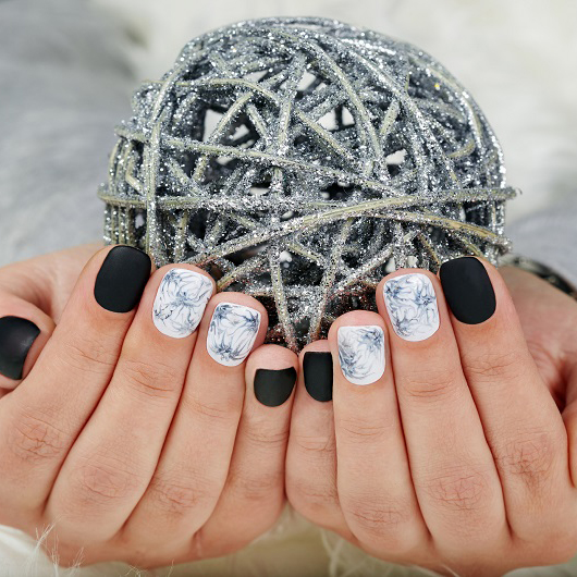 NANCY'S NAILS in Lansing