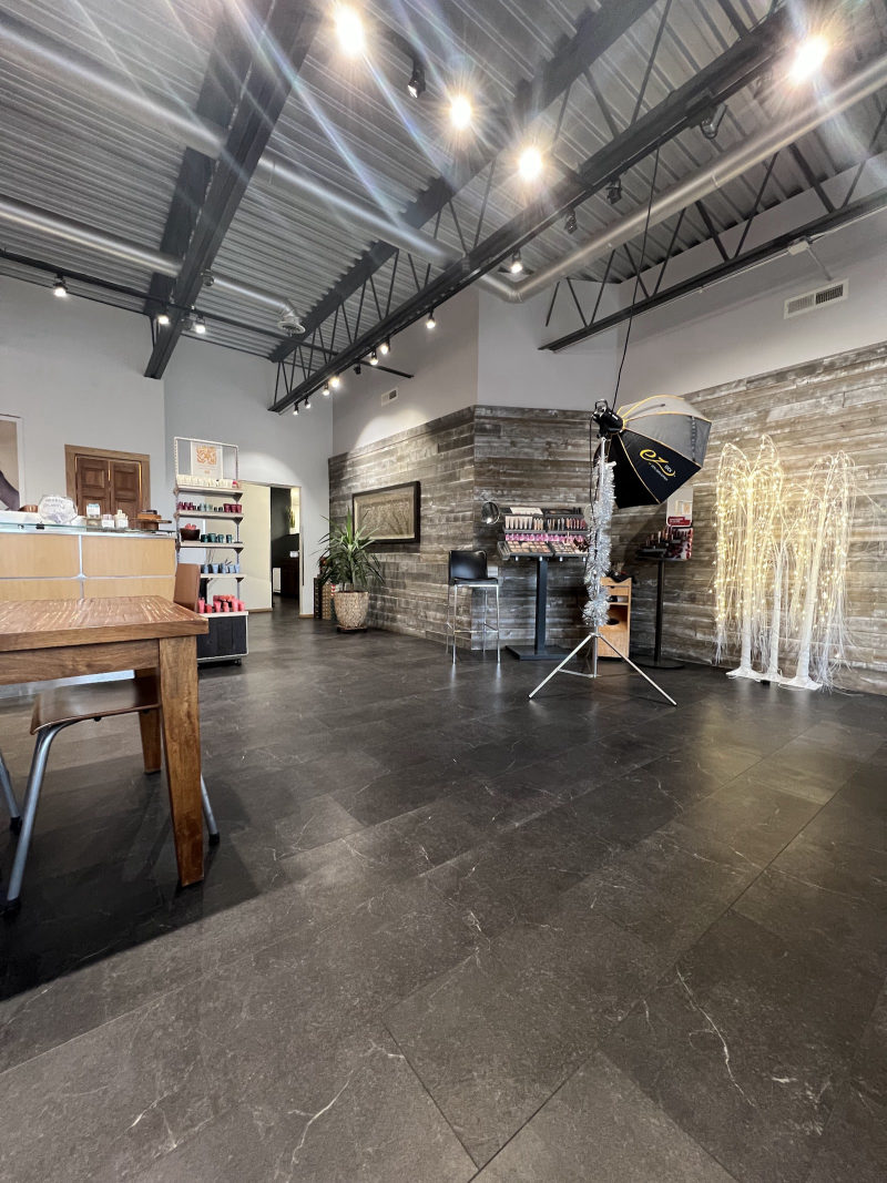 Lockworx Salon in Lansing