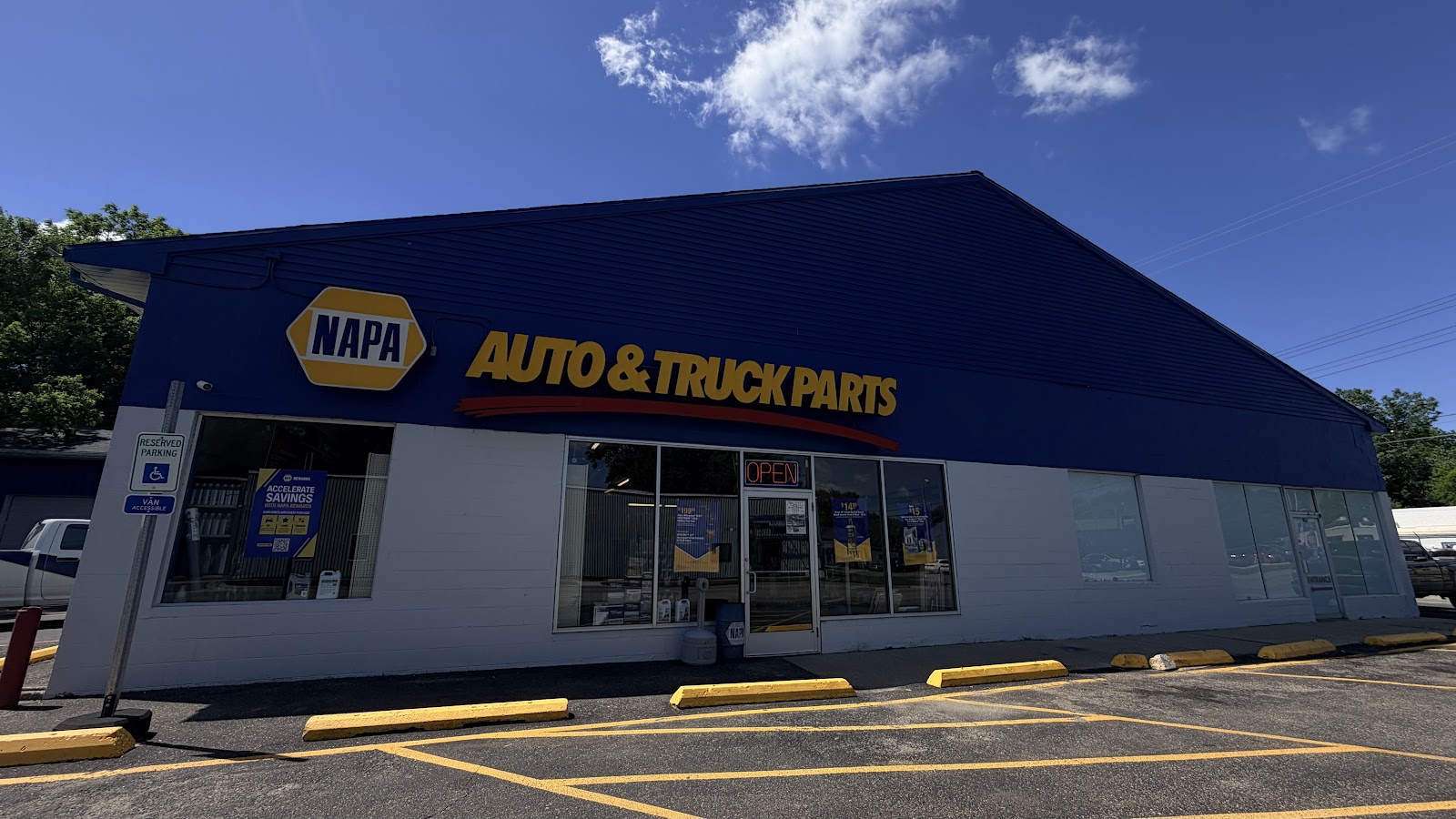 NAPA Auto Parts - Lansing in Lansing