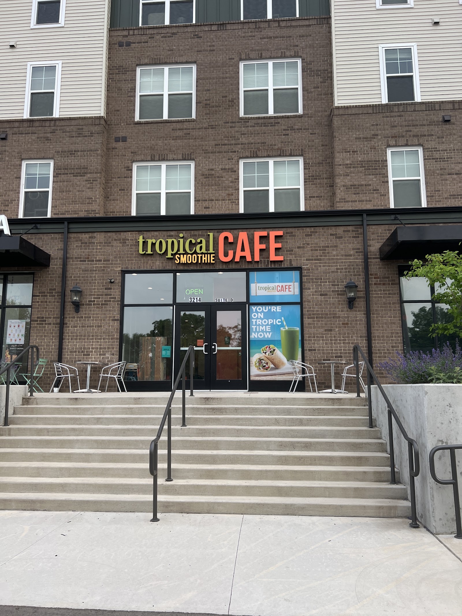 Tropical Smoothie Cafe in Lansing