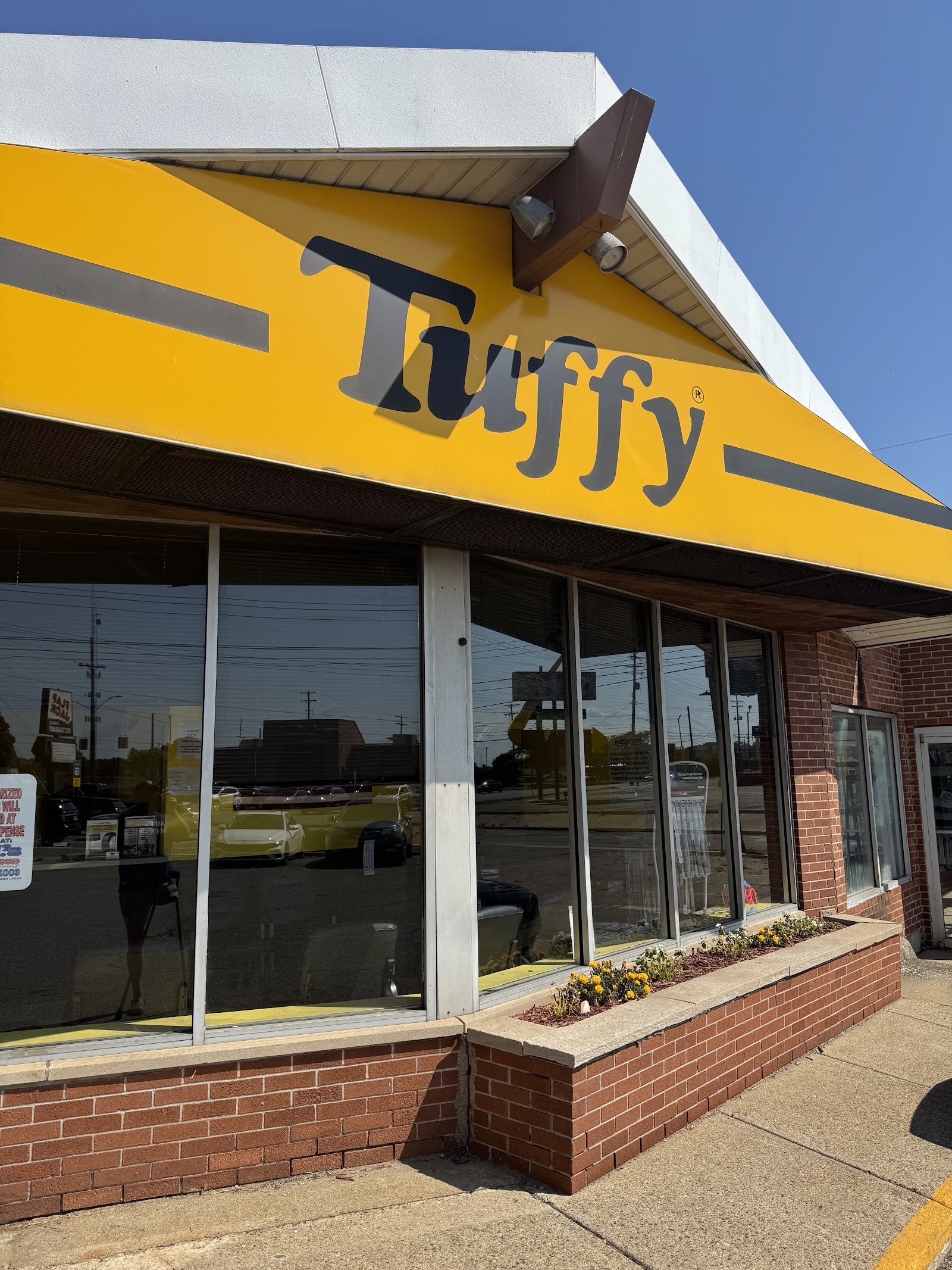Tuffy Tire & Auto Service Center - North Lansing - Frandor in Lansing