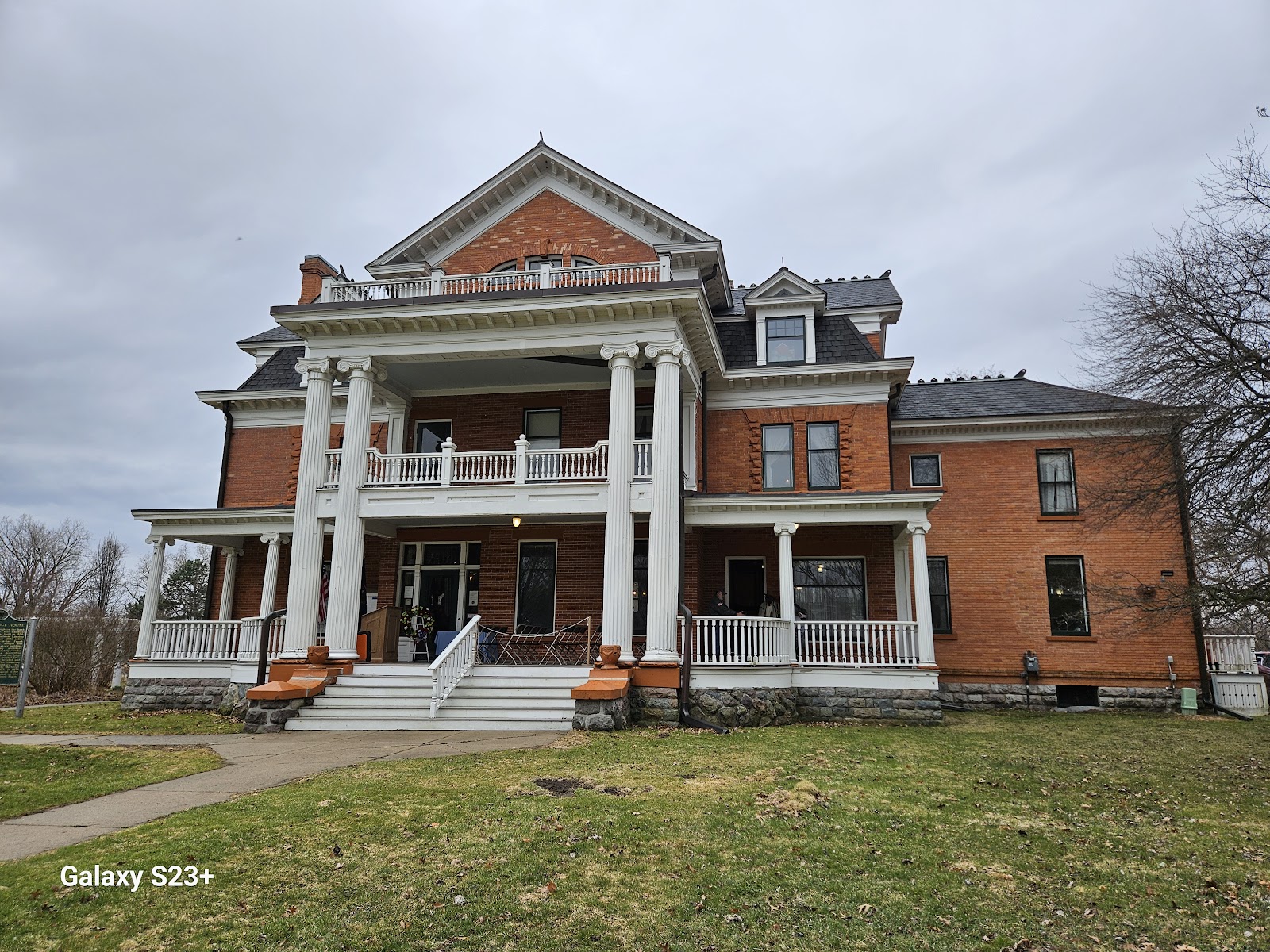 Turner-Dodge House in Lansing